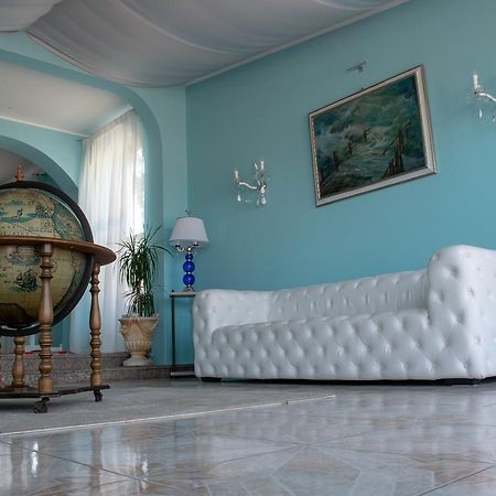 Hotel Porto Azzurro Giardini Naxos Eksteriør billede