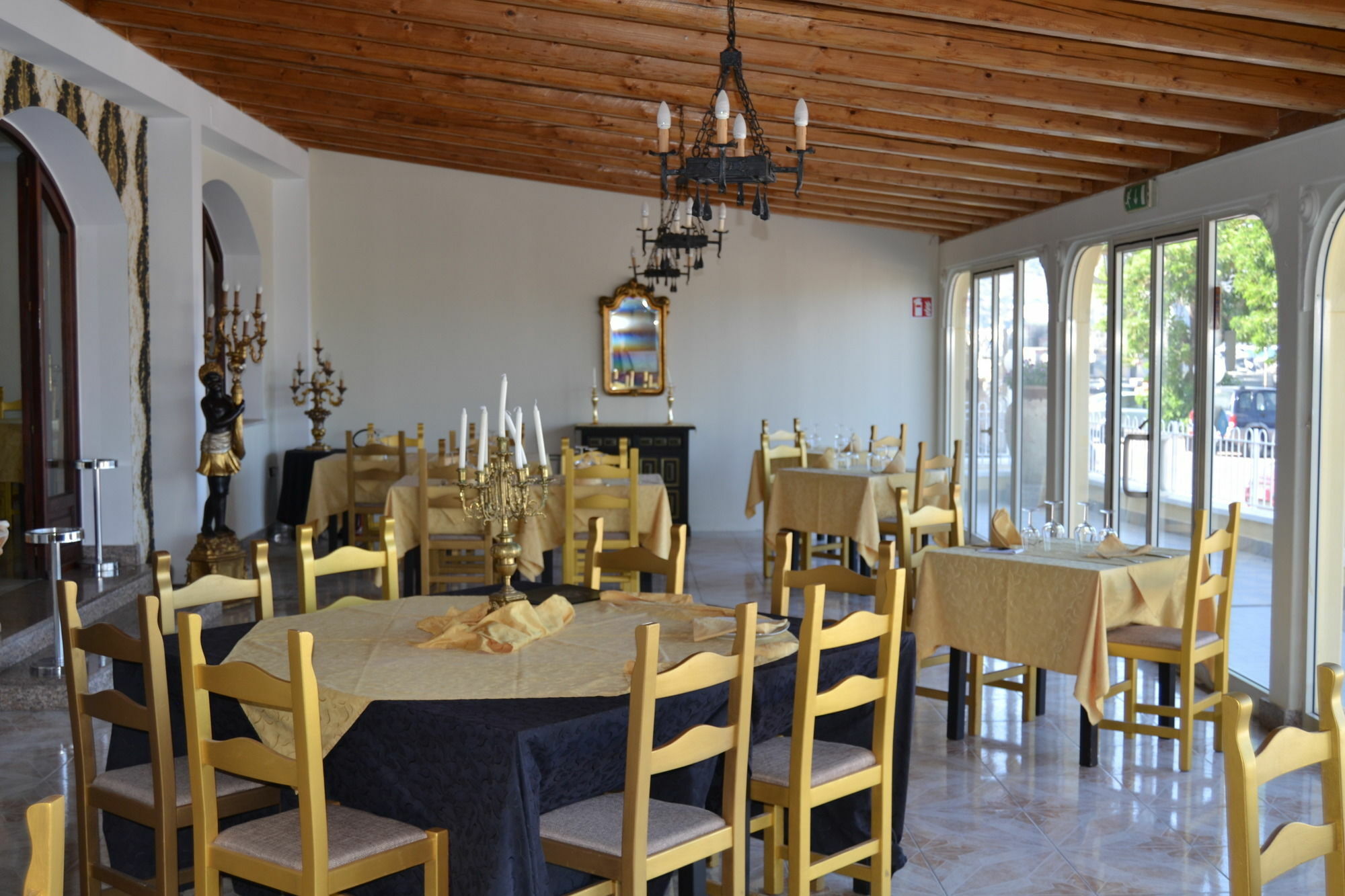 Hotel Porto Azzurro Giardini Naxos Eksteriør billede
