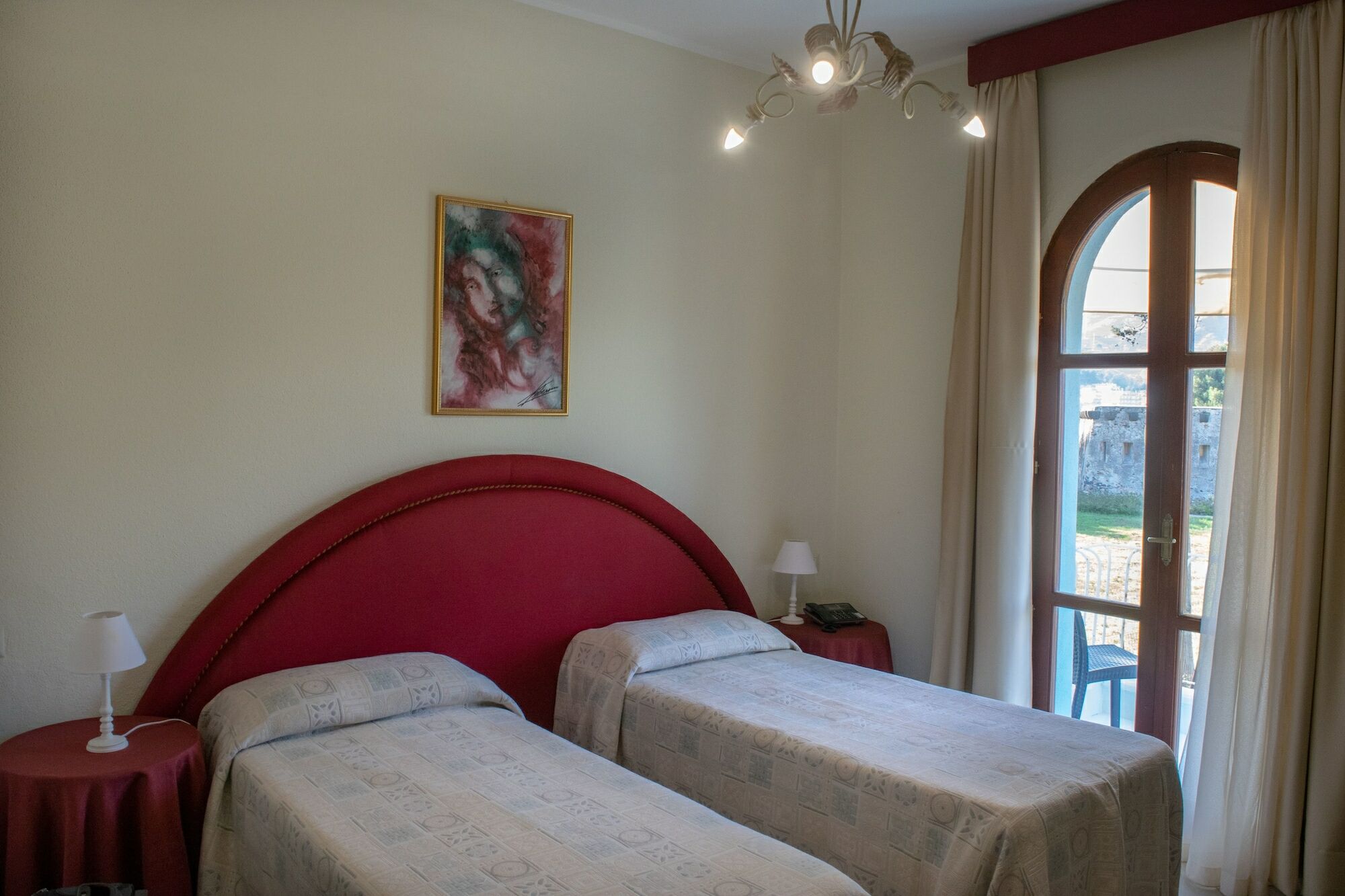 Hotel Porto Azzurro Giardini Naxos Eksteriør billede
